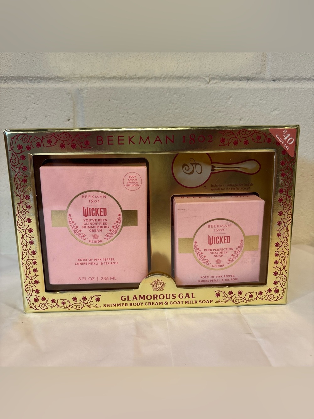 Beekman 1802 Wicked Glinda shimmer body cream goat milk gift set
